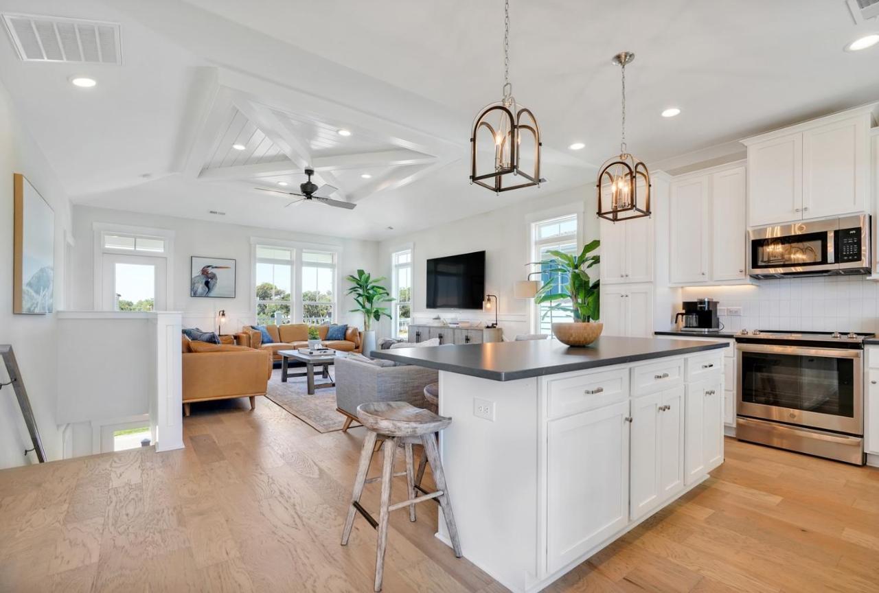 Seas The Day Villa Oak Island Buitenkant foto