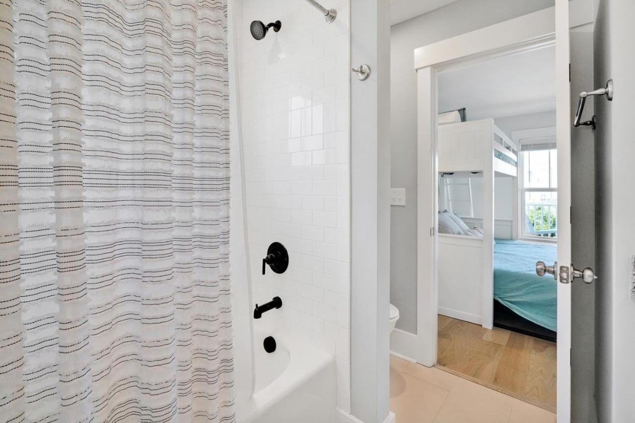 Seas The Day Villa Oak Island Buitenkant foto